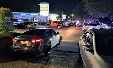 Shooting at hookah lounge leaves 1 person dead, 4 injured