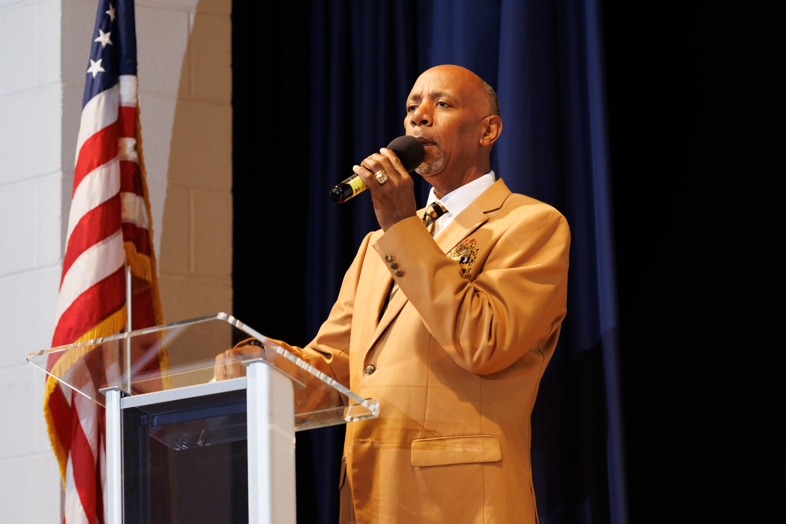 Cumberland County superintendent says farewell in final meeting